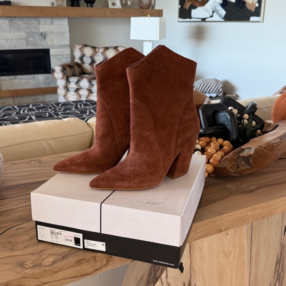 Dolce Vita Nestly Brandy Suede Boots